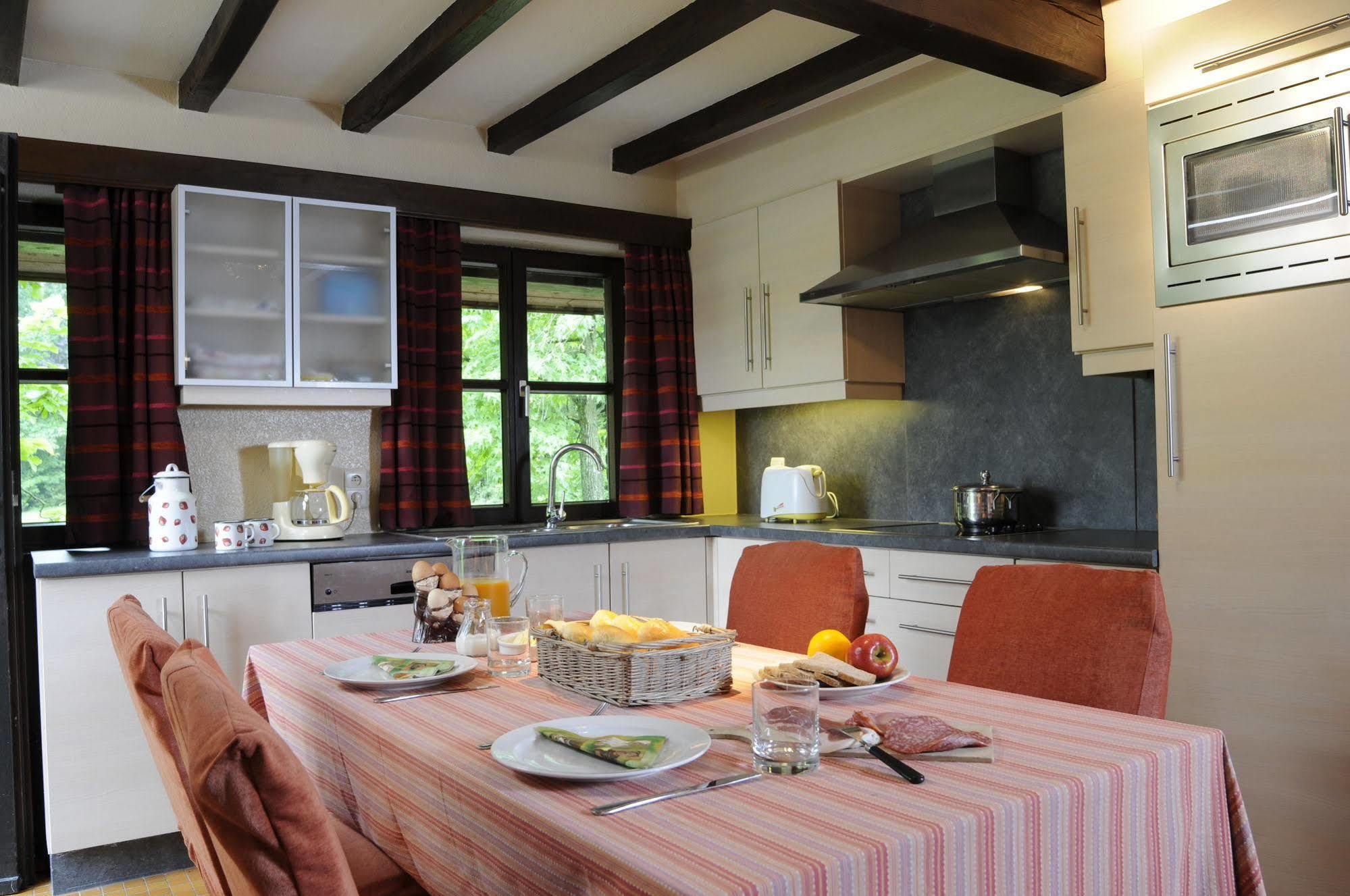 'T Vijverhof Viane Exteriör bild