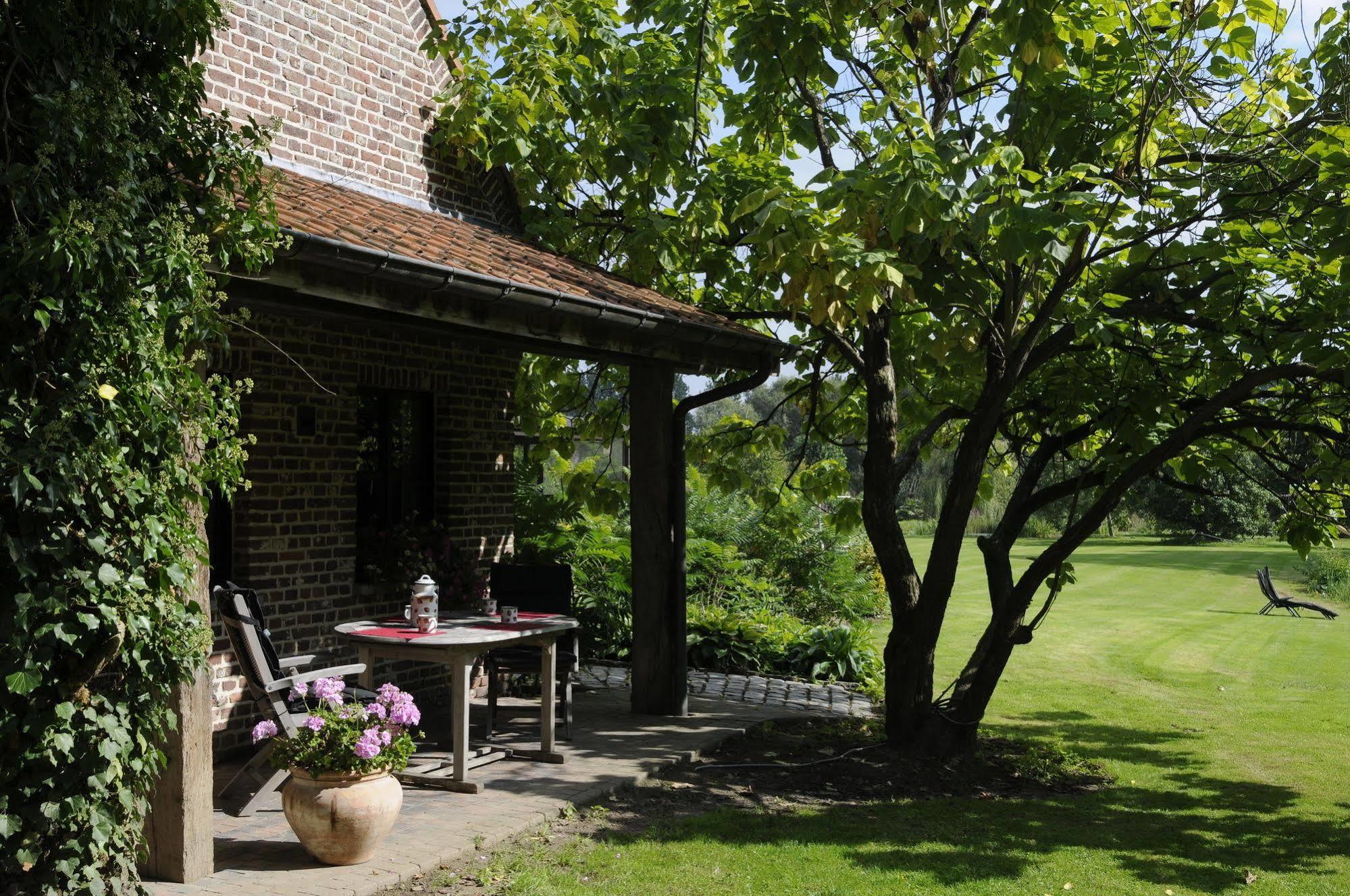 'T Vijverhof Viane Exteriör bild